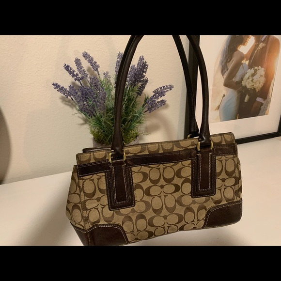 Authentic Coach bag. Great conditions. - Picture 3 of 8